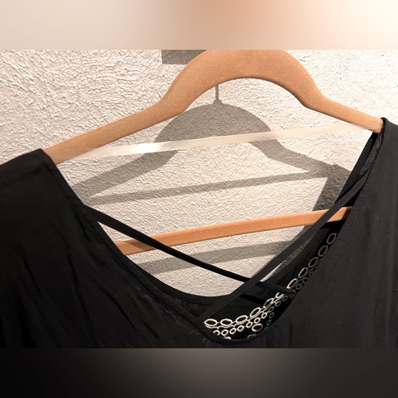 Faded Glory Embroidered Blouse - Picture 3 of 5